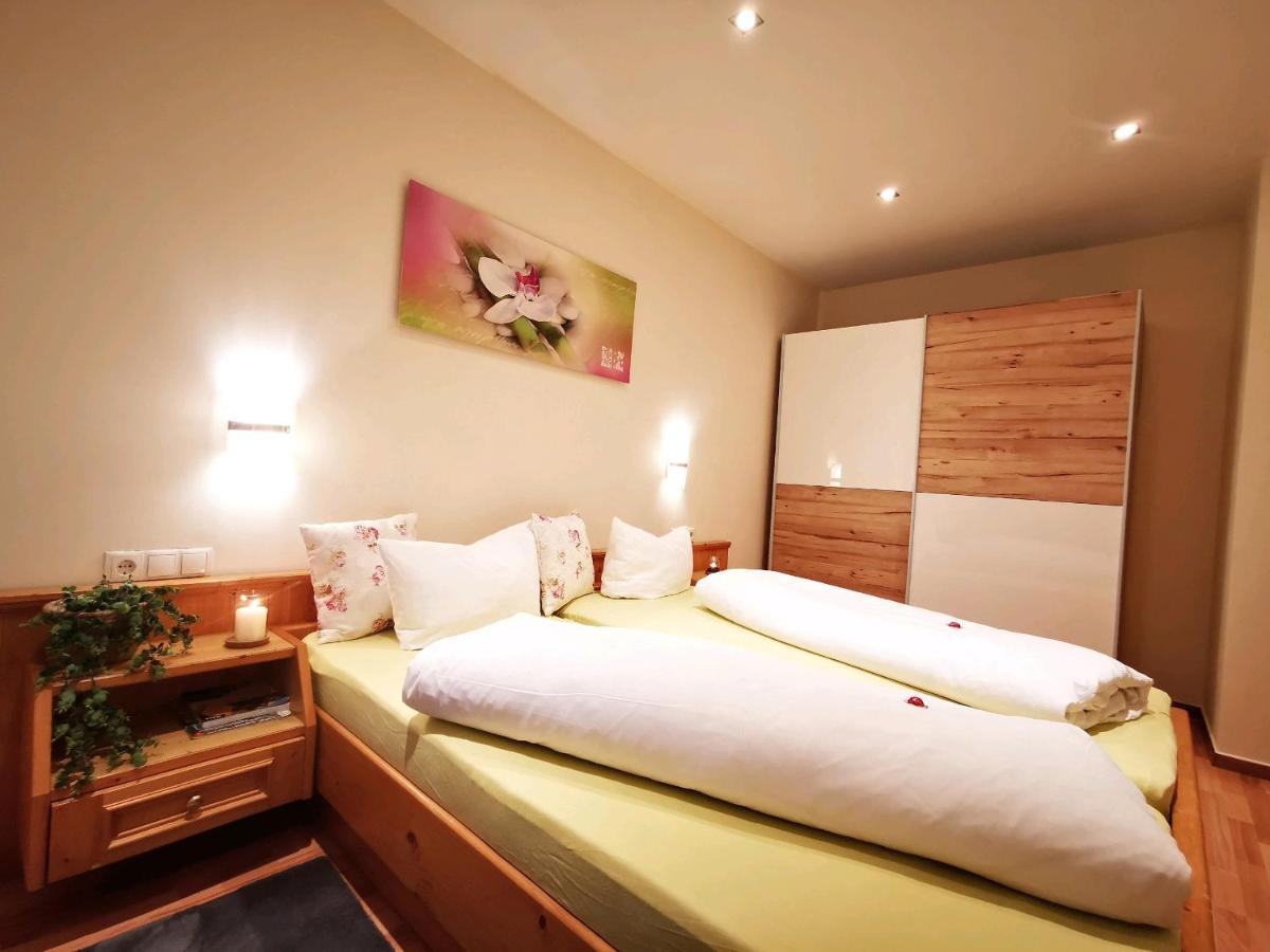 A Traumhafte Zirbenwohnung Prutz Esterno foto